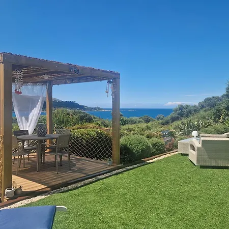 Contemporaine Vue Casa vacanze Calcatoggio (Corsica)